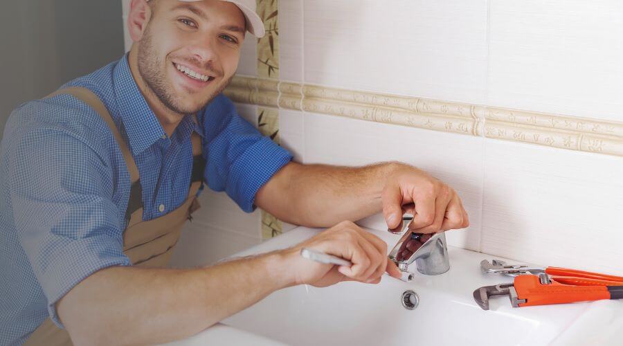 Kitchen Faucet Repair Service in Woodlawn, IL